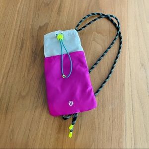 Lululemon pouch